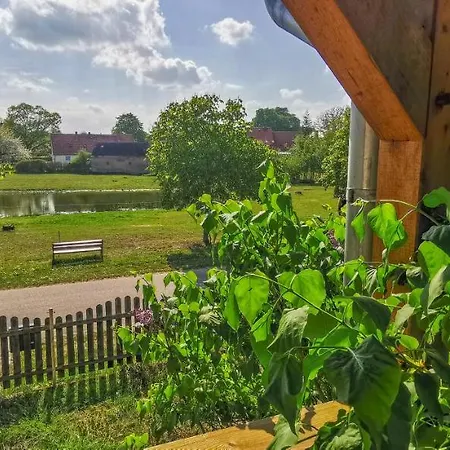 In Herrenhaus * Gross Pinnow