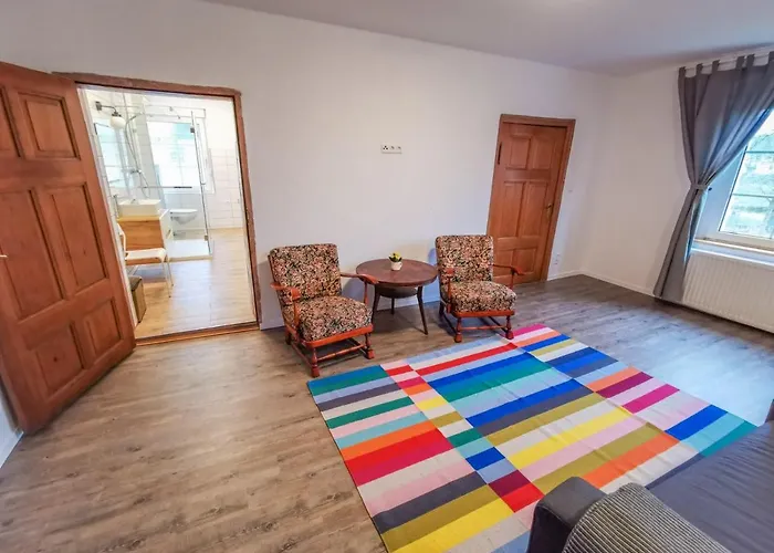 In Herrenhaus Appartement *