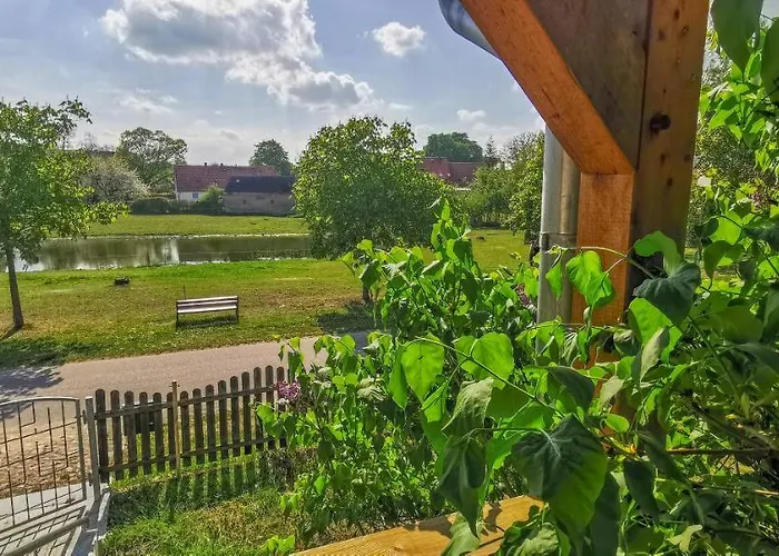 In Herrenhaus * Gross Pinnow